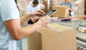 Packtisch für Warenannahme